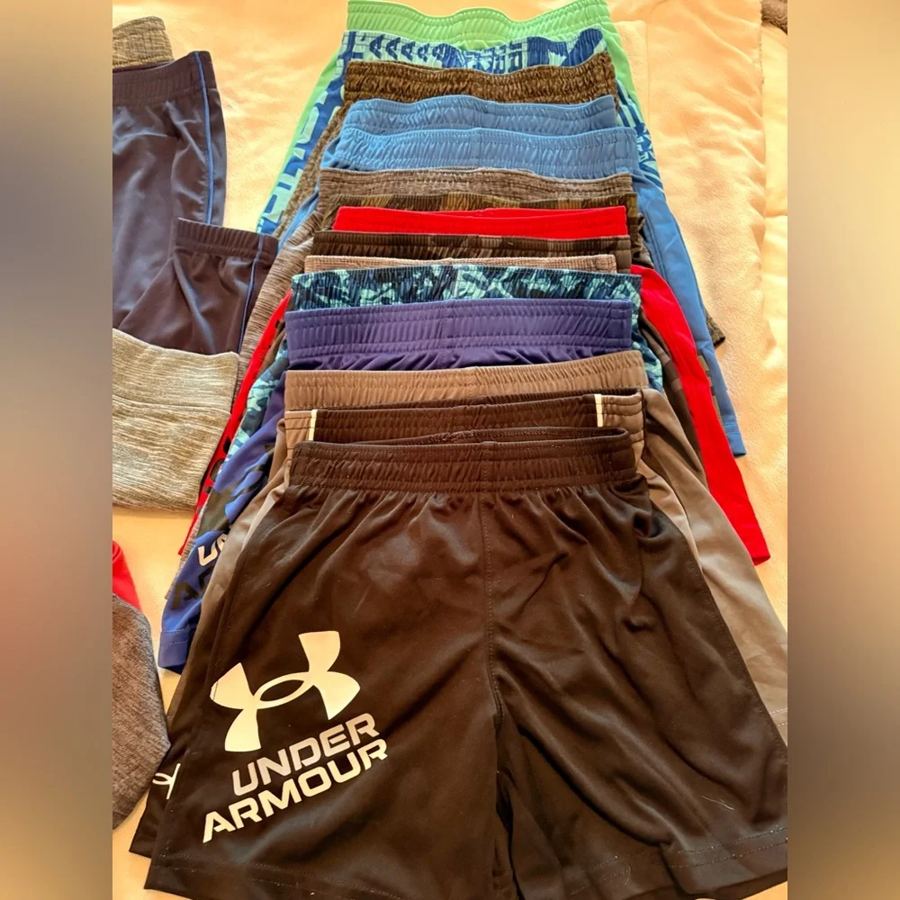 UNDER ARMOUR : Toddler Boy 3T 30pc Lot Shorts Shirts Activewear Bundle - Picture 4 of 16